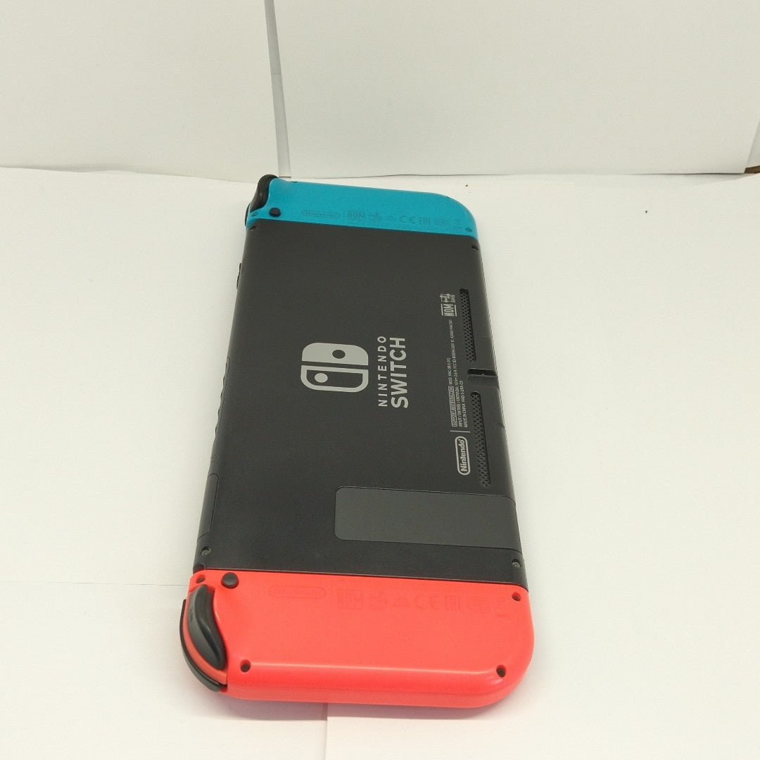 CONSOLA DE VIDEOJUEGO NINTENDO SWITCH 1.1 32 GB (SEMINUEVO)