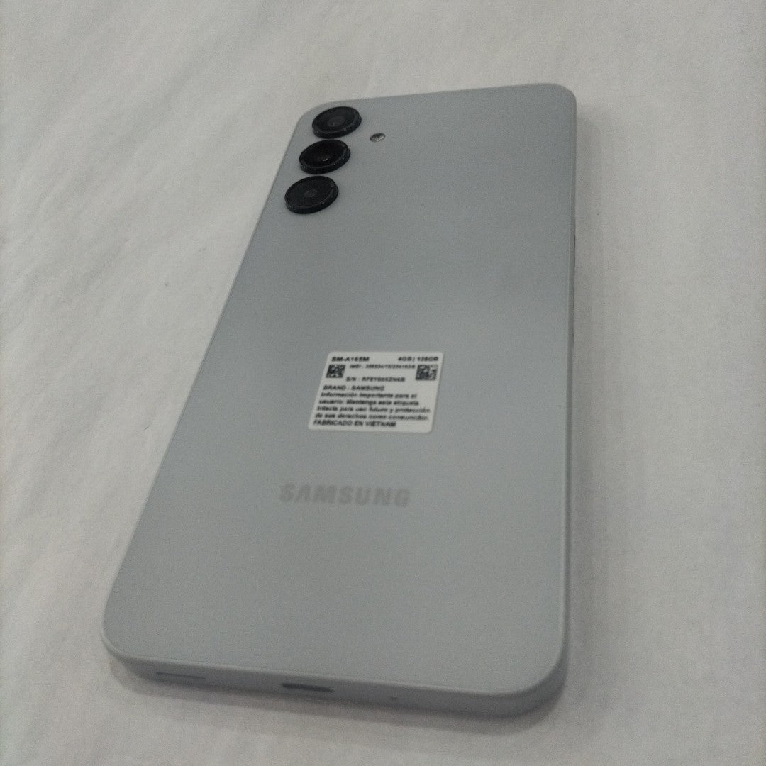CELULAR SAMSUNG GALAXY A16 SM-A165M (2024) 128 GB 4 GB RAM (SEMINUEVO)