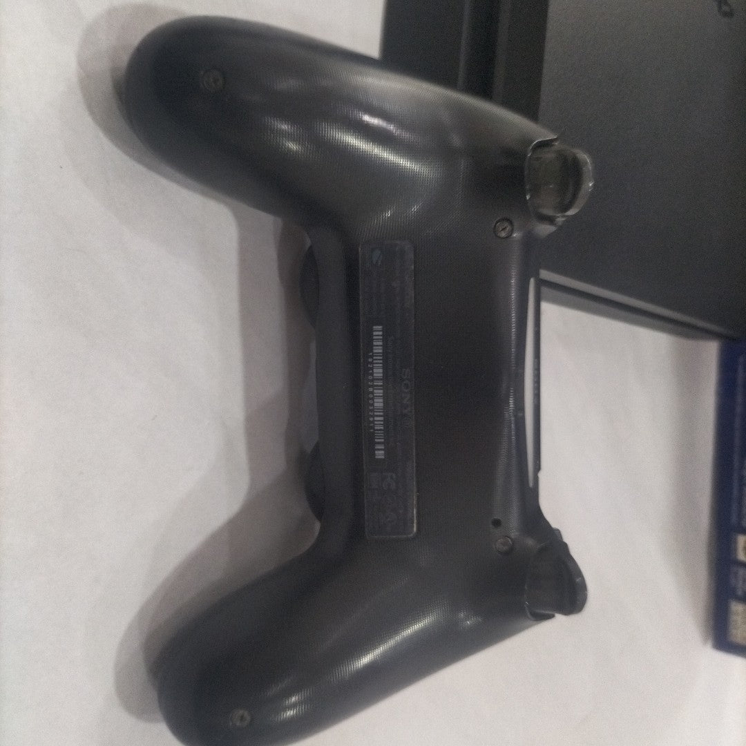 CONSOLA DE VIDEOJUEGO SONY PS4 SLIM 1 TB (SEMINUEVO)
