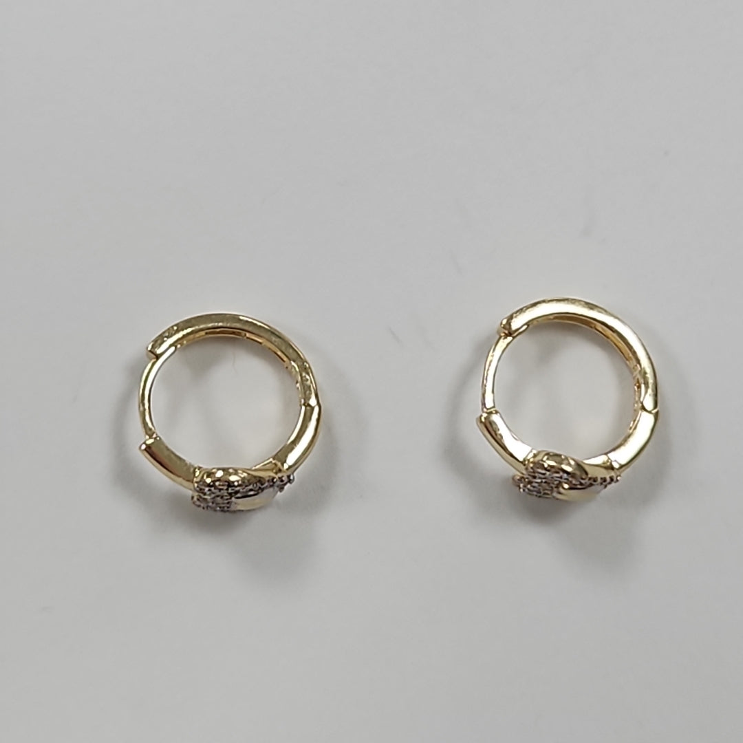 HUGGIES ORO 14K 1.8 (NUEVO)