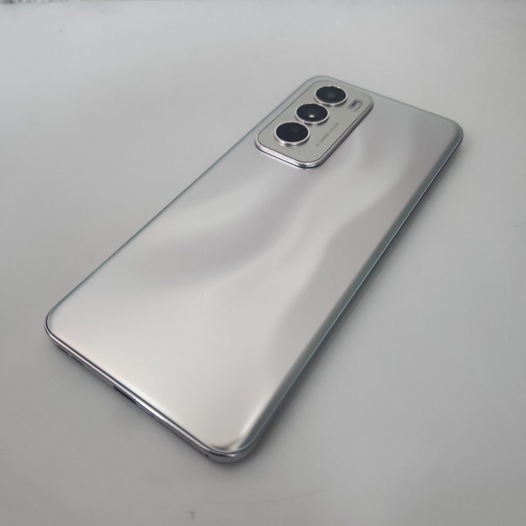 CELULAR OPPO   RENO12 5G CPH2625 (2024) 512 GB 12 GB RAM (SEMINUEVO)