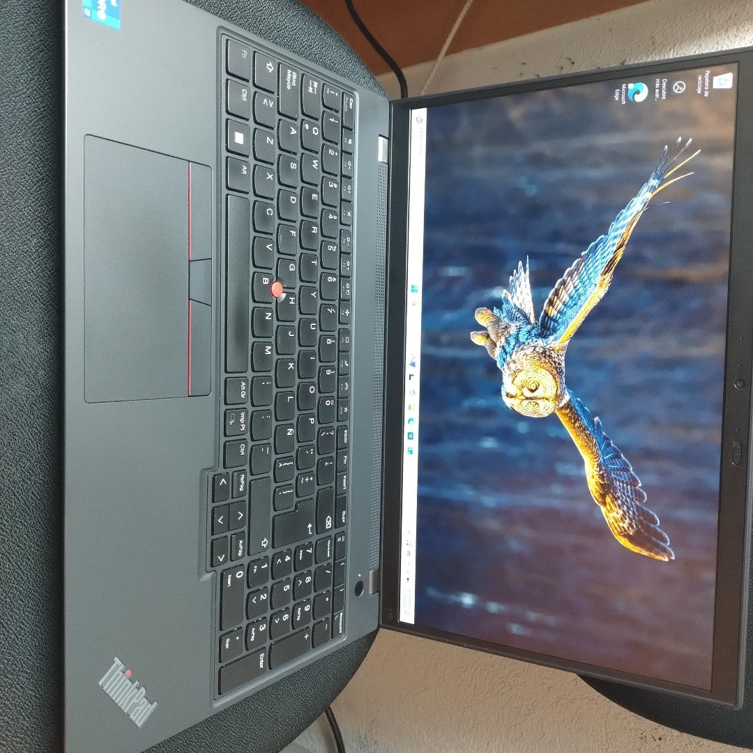 LAPTOP LENOVO THINKPAD L15 GEN 4 (2024) 512 GB SSD 16 GB RAM (SEMINUEVO)