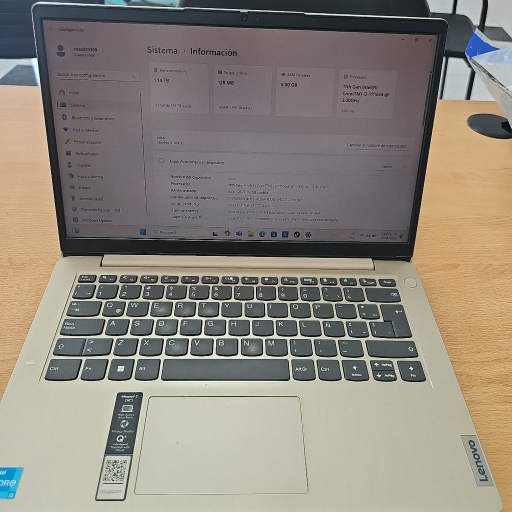 LAPTOP LENOVO IDEAPAD 3 14ITL6 (2022) 1 TB + 256 GB SSD 8 GB RAM (SEMINUEVO)