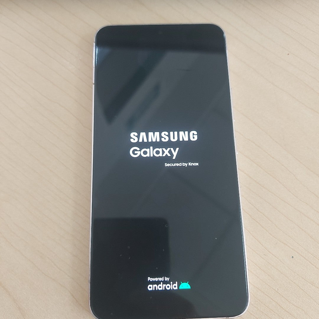 CELULAR SAMSUNG GALAXY S22 SM-S901U 128 GB 8 GB RAM (SEMINUEVO)