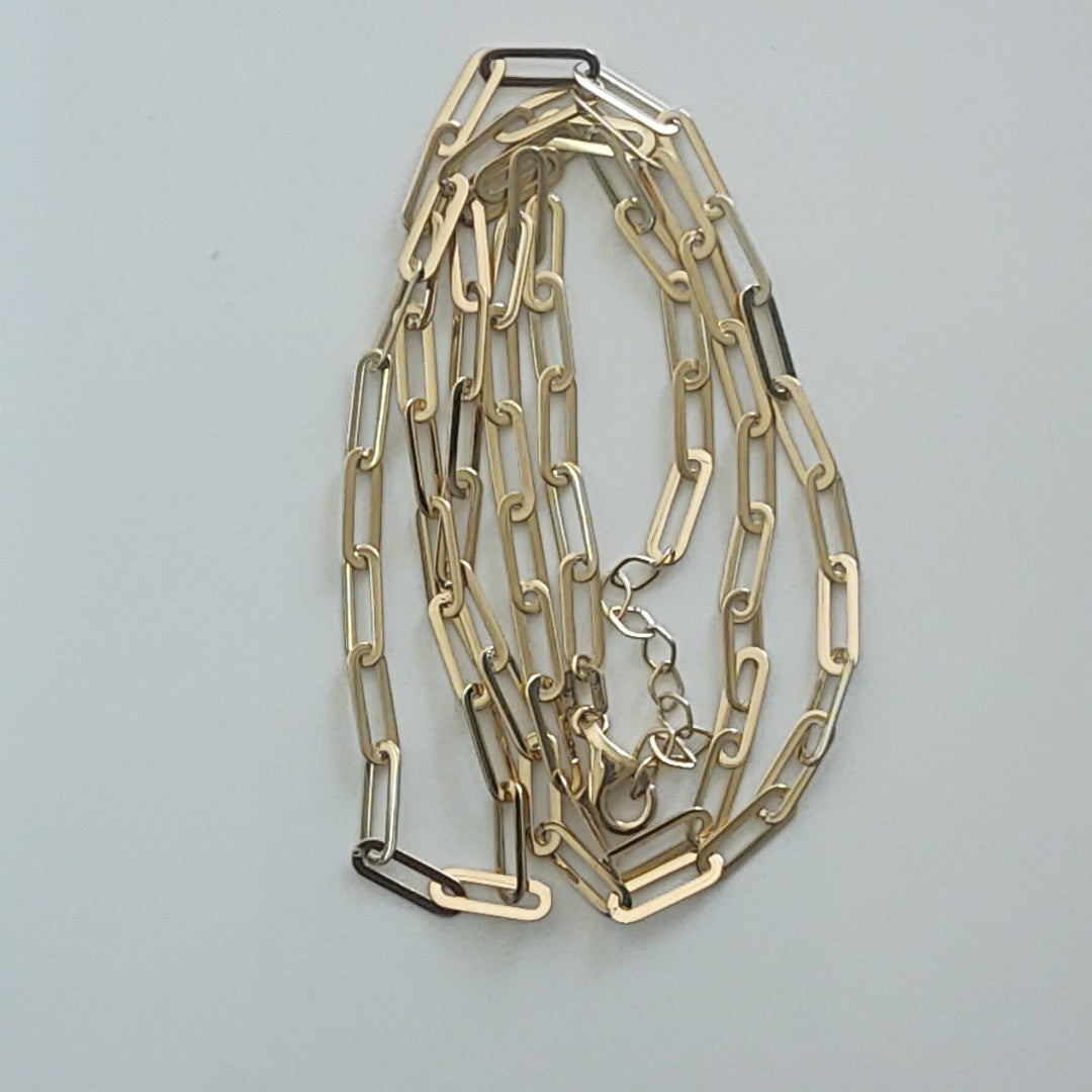 CADENAS ESPECIAL ORO 14K 3.9 (NUEVO)