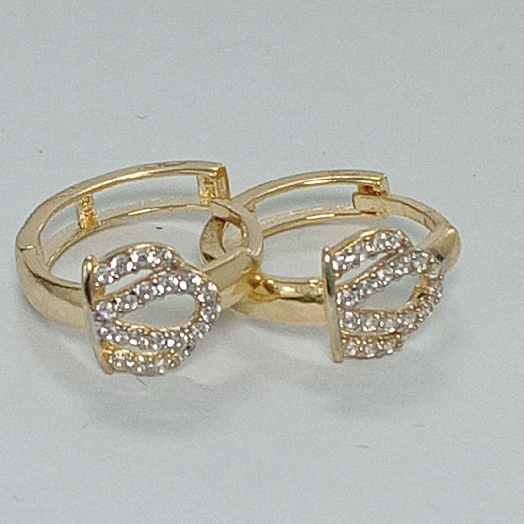 HUGGIES ORO 14K 2.1 (NUEVO)