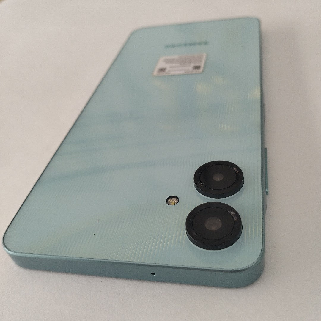 CELULAR SAMSUNG GALAXY A06 SM-A065M (2024) 64 GB 4 GB RAM (SEMINUEVO)