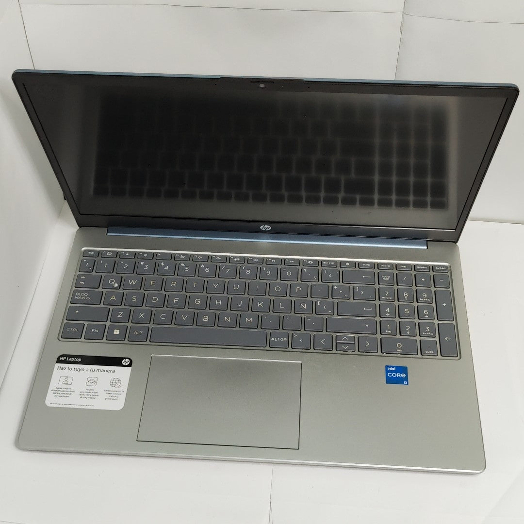 LAPTOP HP 15-FD0000LA (2023) 512 GB SSD 8 GB RAM (SEMINUEVO)