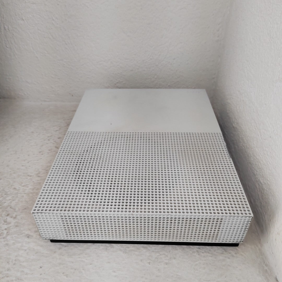 CONSOLA DE VIDEOJUEGO MICROSOFT XBOX ONE S 500 GB  (SEMINUEVO)