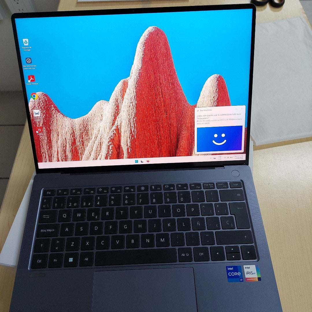 LAPTOP HUAWEI MATEBOOK X PRO MRG-W76 (2022) 1 TB SSD 16 GB RAM (SEMINUEVO)