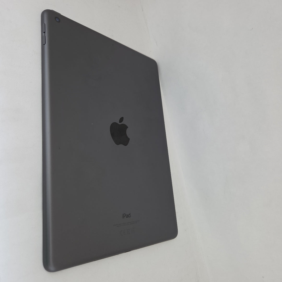 TABLETA APPLE IPAD 9 A2602 64 GB 3 GB RAM (SEMINUEVO)
