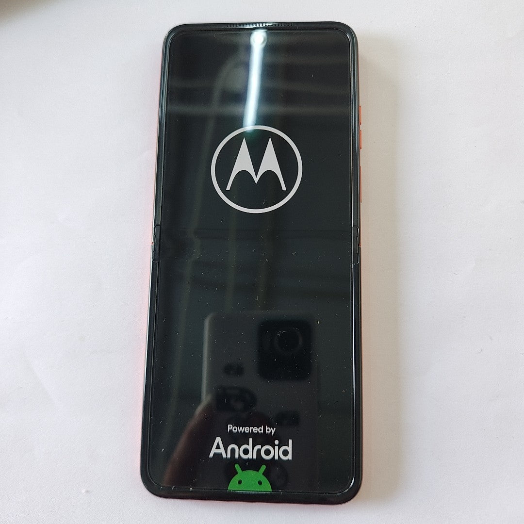 CELULAR MOTOROLA RAZR 50 5G XT2453-1 512 GB 12 GB RAM (SEMINUEVO)