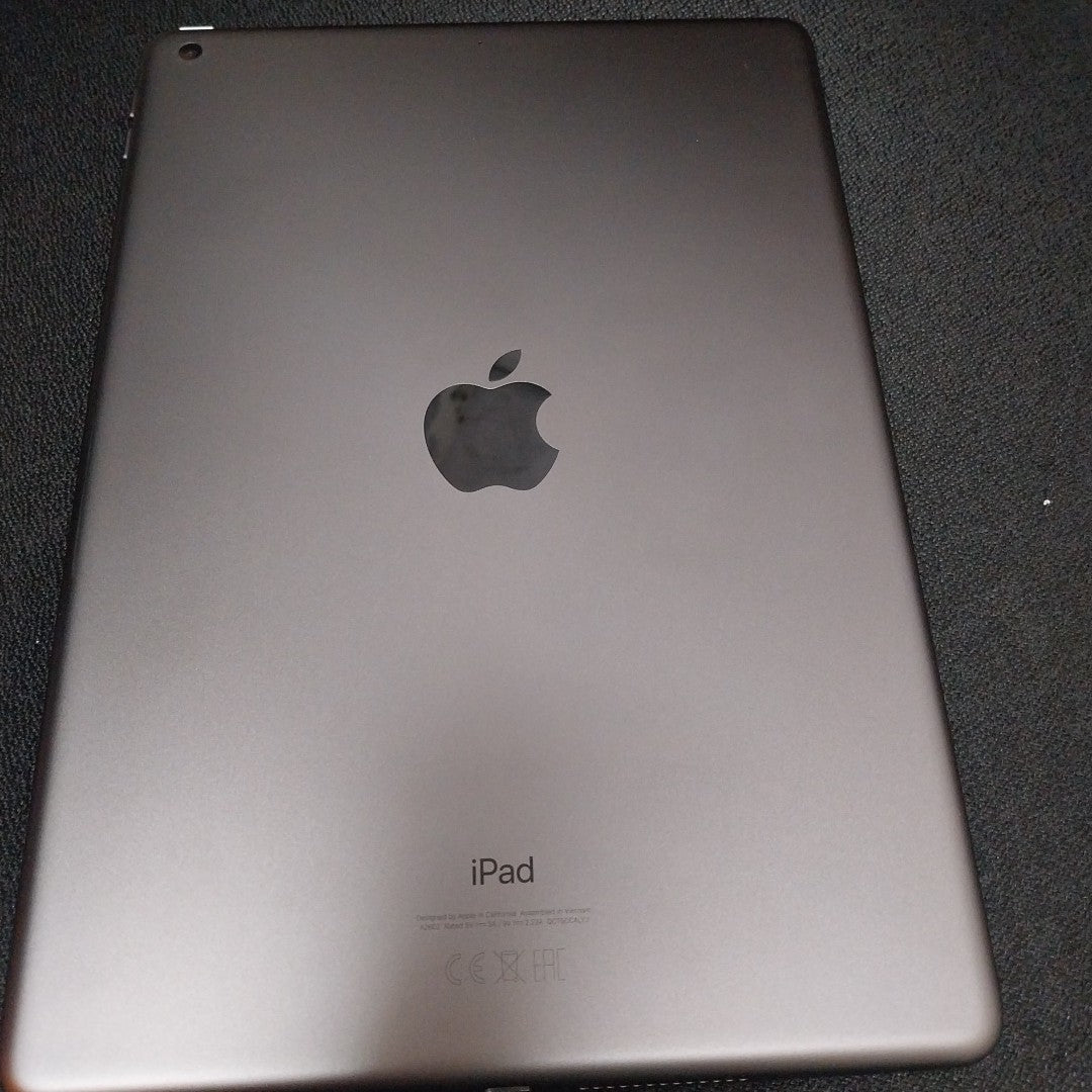 TABLETA APPLE IPAD 9 A2602 64 GB 3 GB RAM (SEMINUEVO)