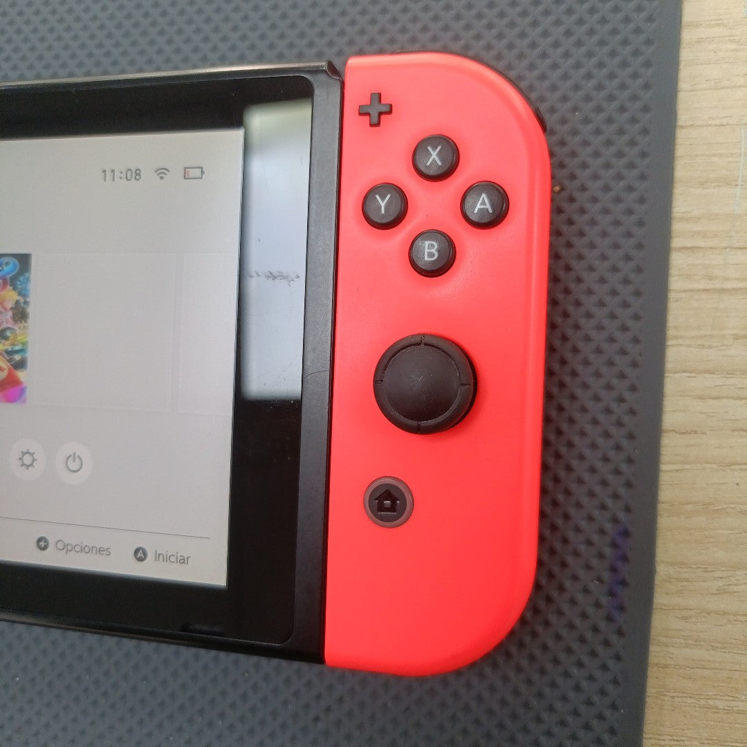 CONSOLA DE VIDEOJUEGO NINTENDO SWITCH 32 GB (SEMINUEVO)