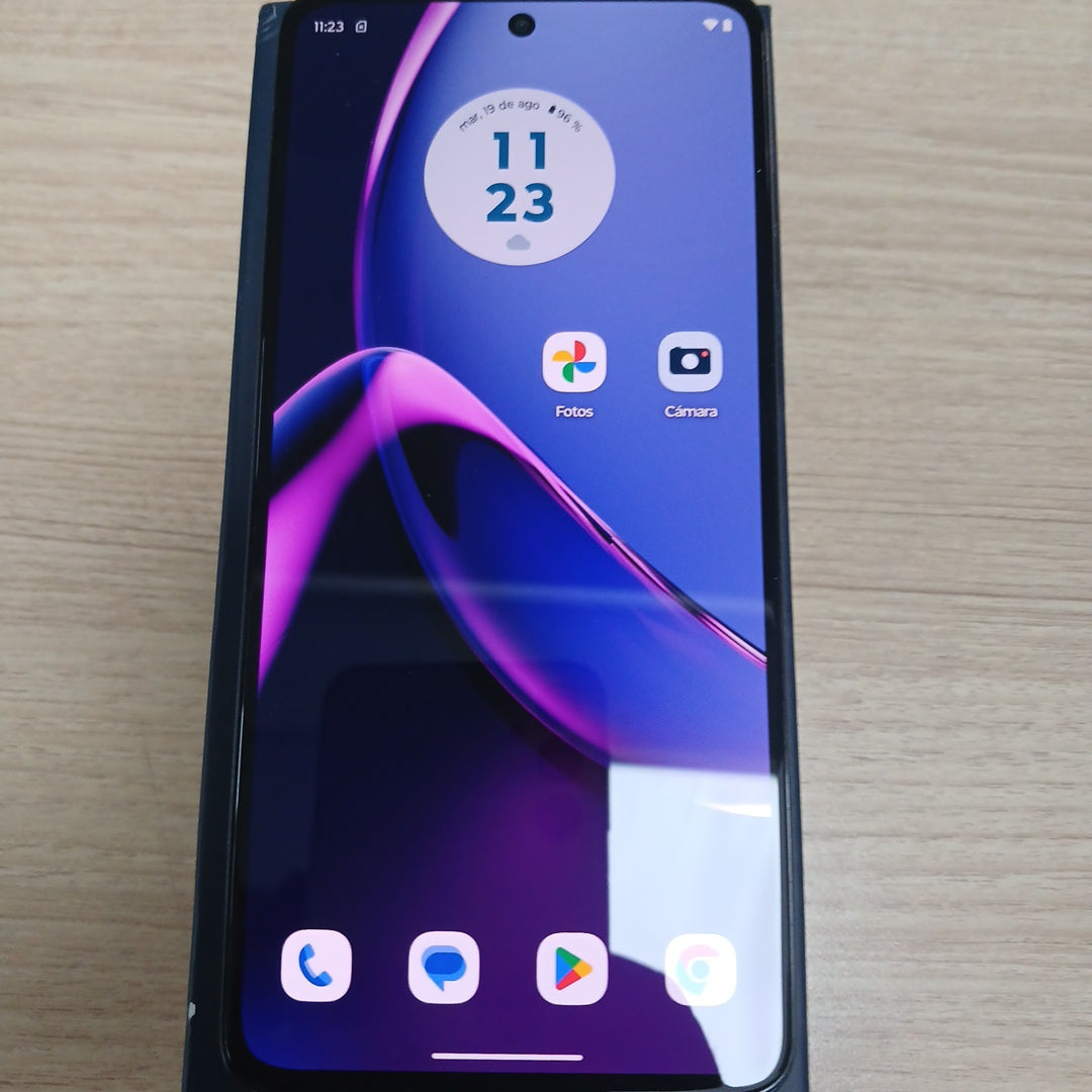 CELULAR MOTOROLA MOTO G84 XT2347-1 (2023) 256 GB 8 GB RAM (SEMINUEVO)