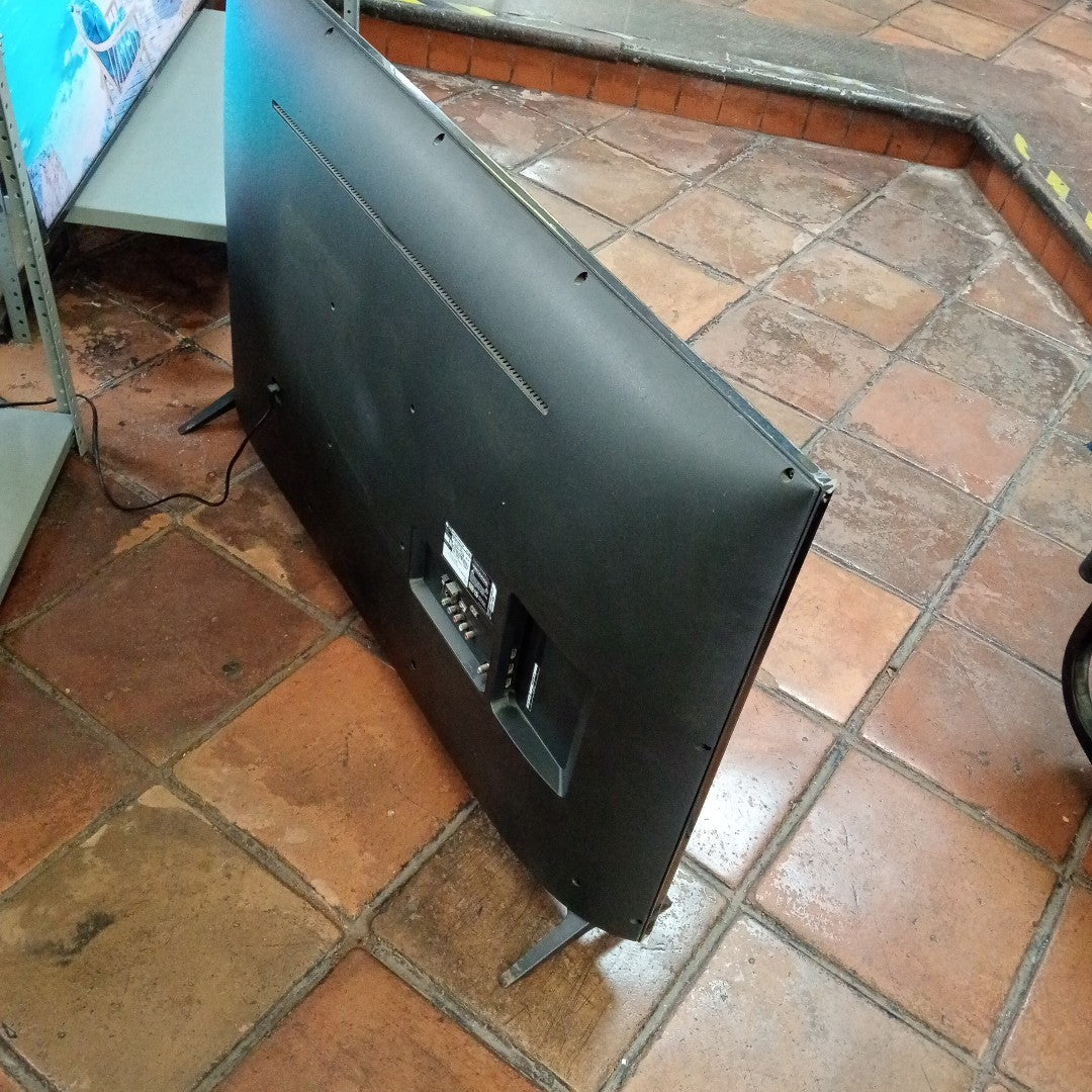 PANTALLA LG 50UM7310PUA (2019) 50" LED 4K (SEMINUEVO)
