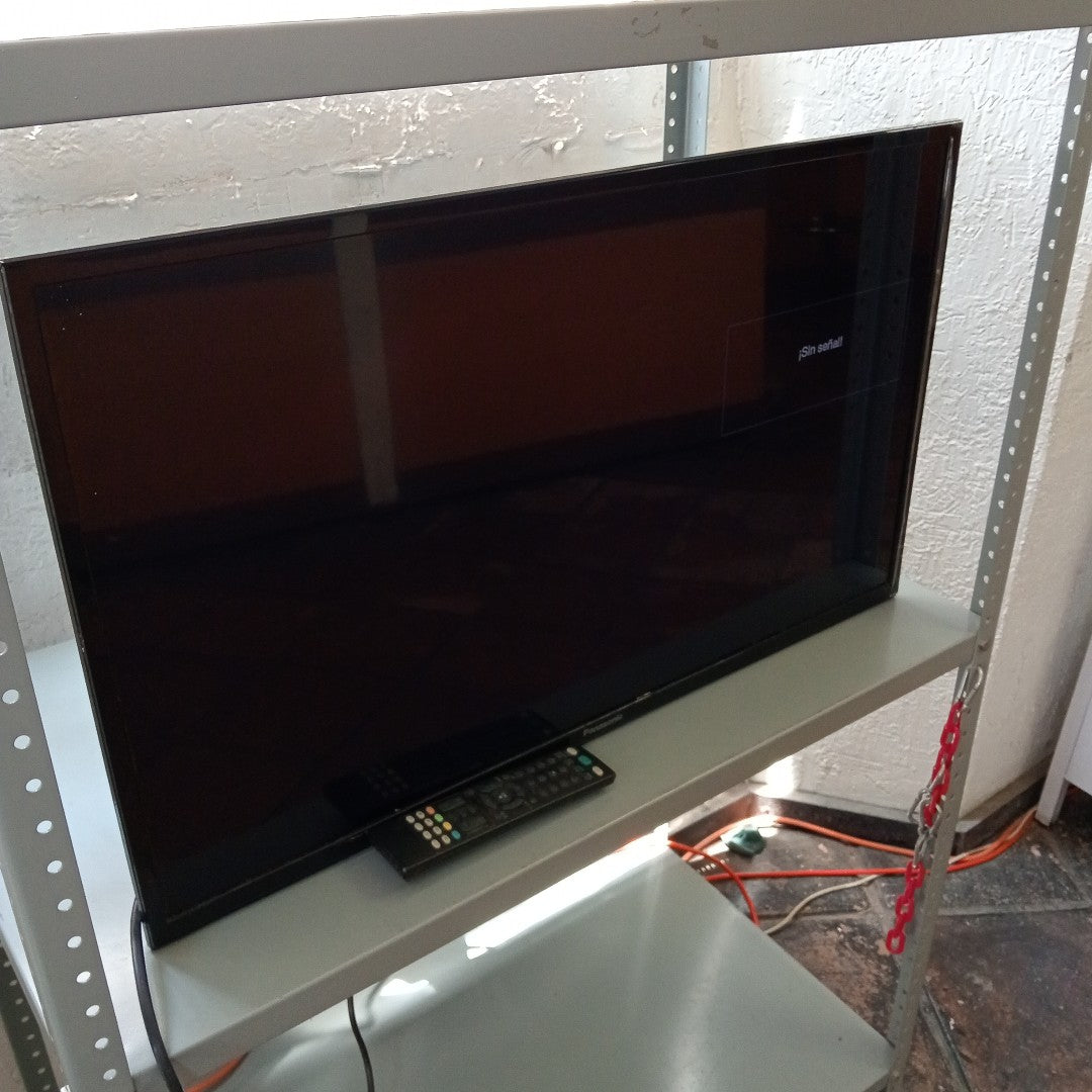 PANTALLA PANASONIC  TC-32FS500X (2021) 32" LED (SEMINUEVO)