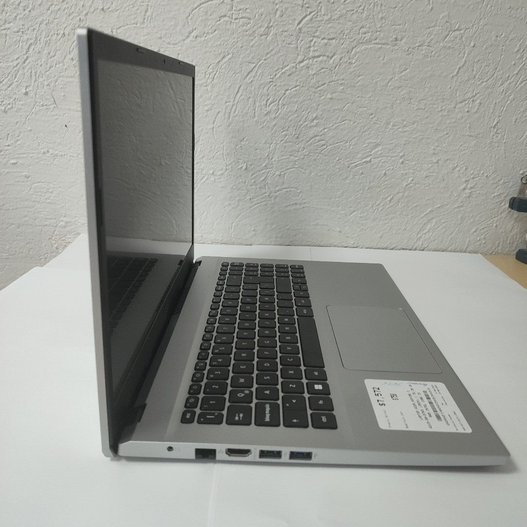 LAPTOP ACER ASPIRE 3 A315-59-57K5 (2024) 1 TB 20 GB RAM (SEMINUEVO)