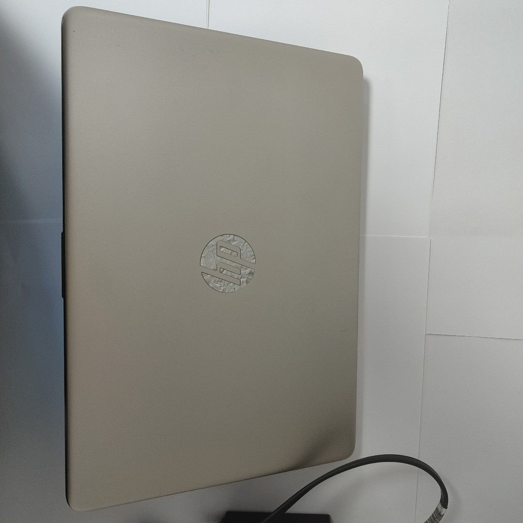 LAPTOP HP 14-DQ2502LA (2022) 256 GB SSD 8 GB RAM (SEMINUEVO)