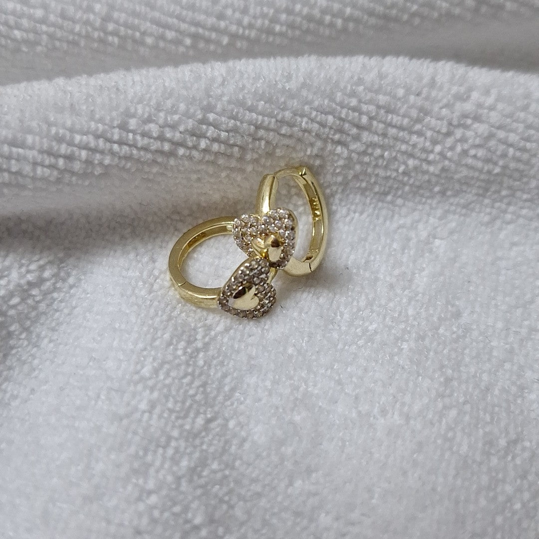HUGGIES ORO 14K 1.8 (NUEVO)