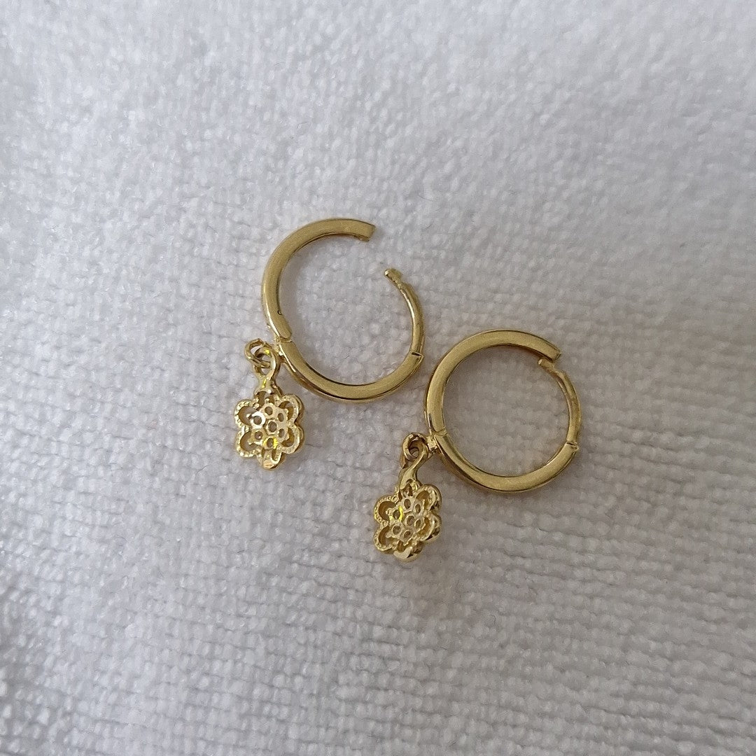 HUGGIES ORO 14K 1.8 (NUEVO)