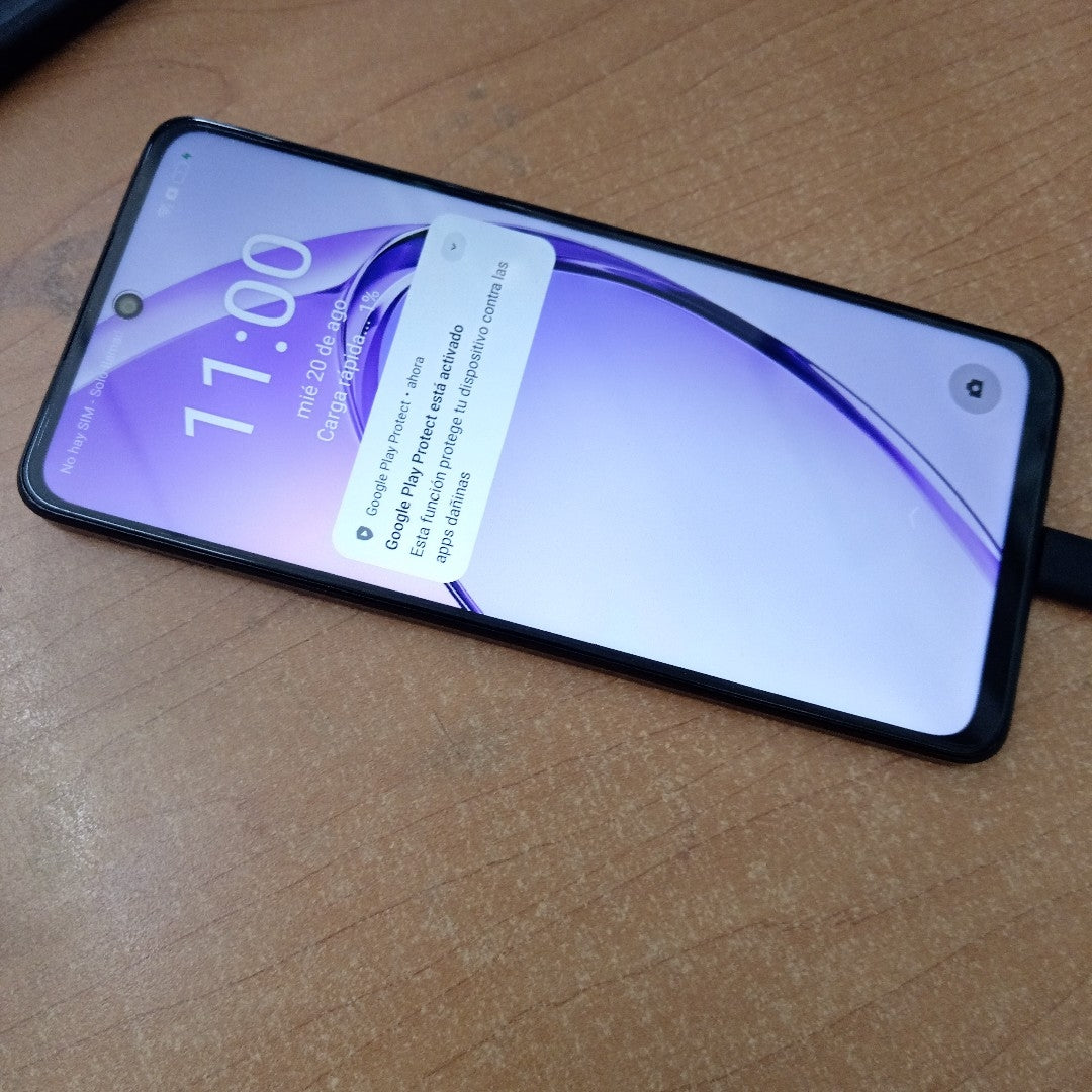 CELULAR OPPO  A40 CPH2669 (2024) 256 GB 4 GB RAM (SEMINUEVO)