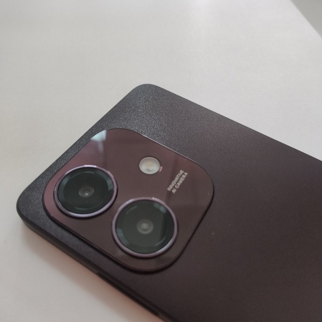 CELULAR OPPO  A40 CPH2669 (2024) 256 GB 4 GB RAM (SEMINUEVO)