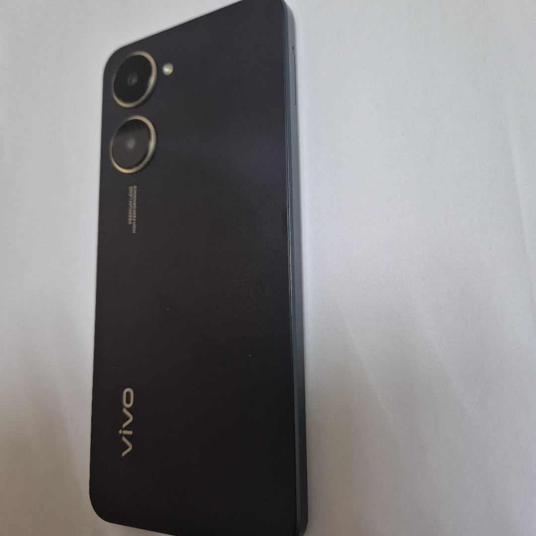 CELULAR VIVO Y03 V2332 (2024) 128 GB 4 GB RAM (SEMINUEVO)