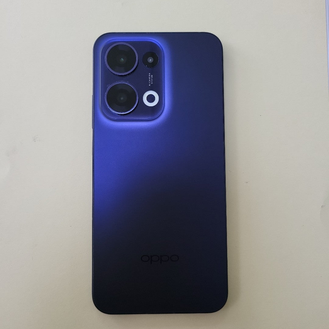 CELULAR OPPO  RENO13 5G CPH2689 (2024) 512 GB 12 GB RAM (SEMINUEVO)