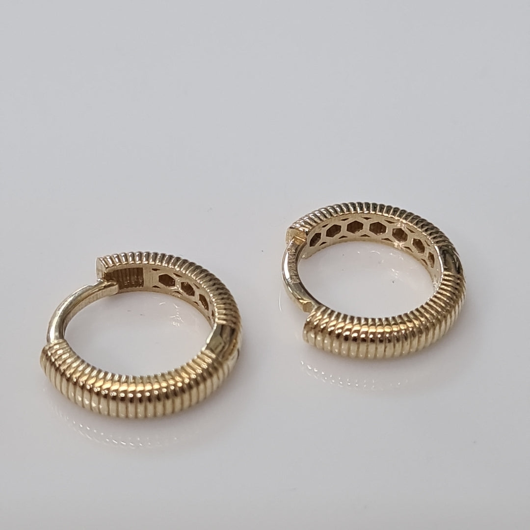 HUGGIES ORO 14K 2 (NUEVO)