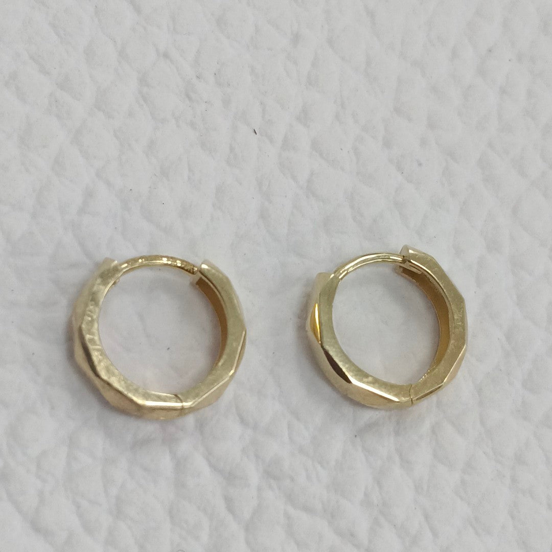 HUGGIES ORO 14K 1.5 (NUEVO)