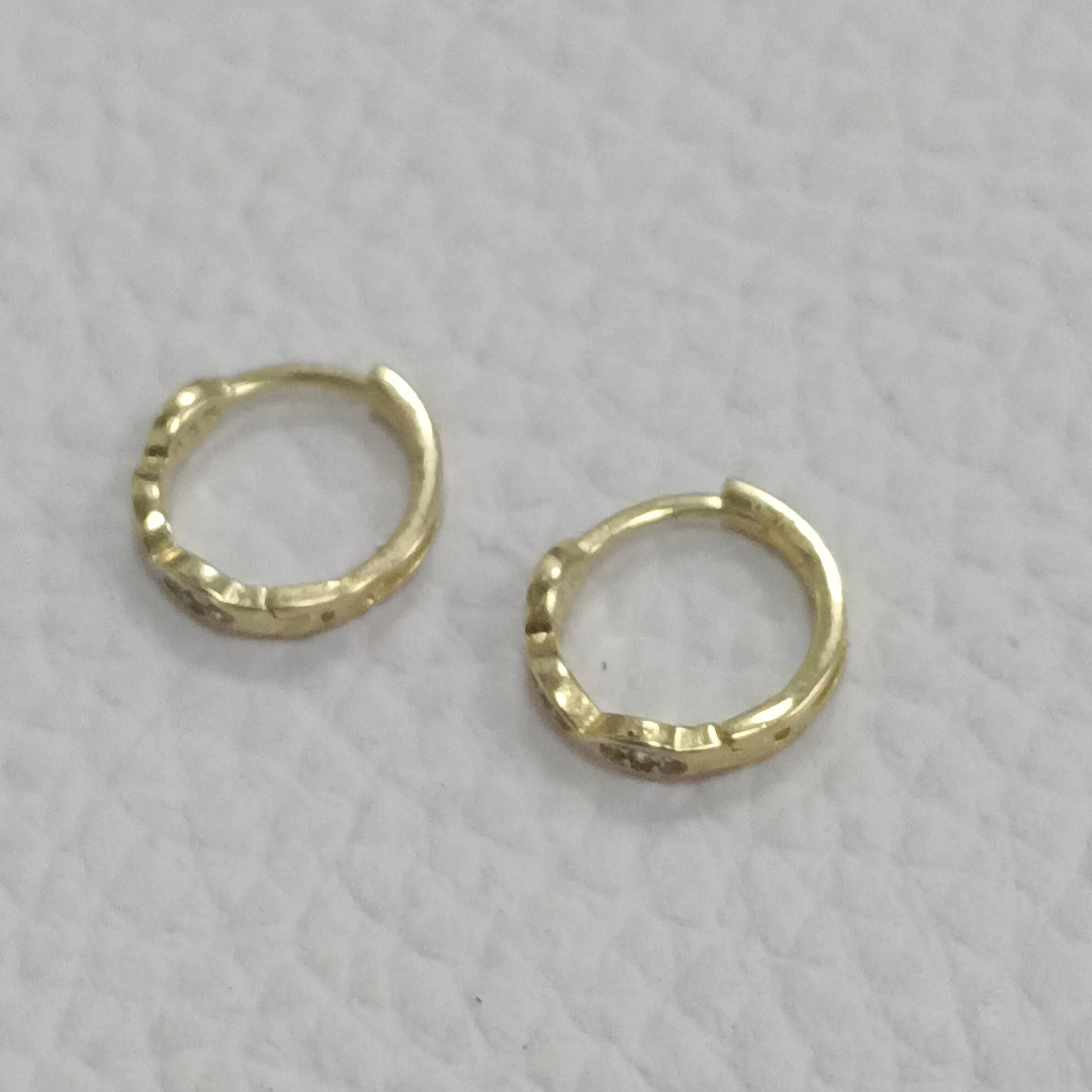 HUGGIES ORO 14K 1.2 (NUEVO)