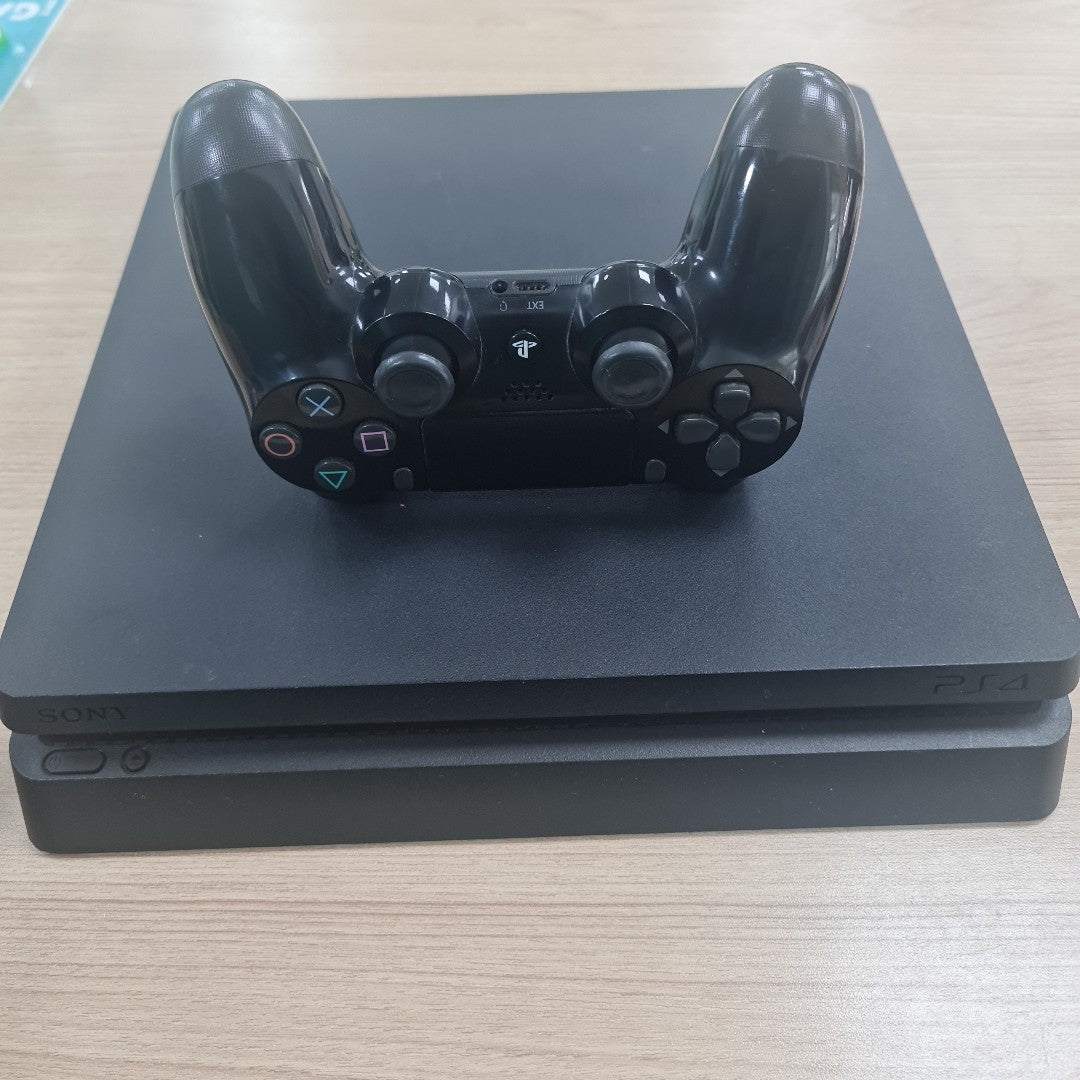 CONSOLA DE VIDEOJUEGO SONY PS4 SLIM 1 TB (SEMINUEVO)