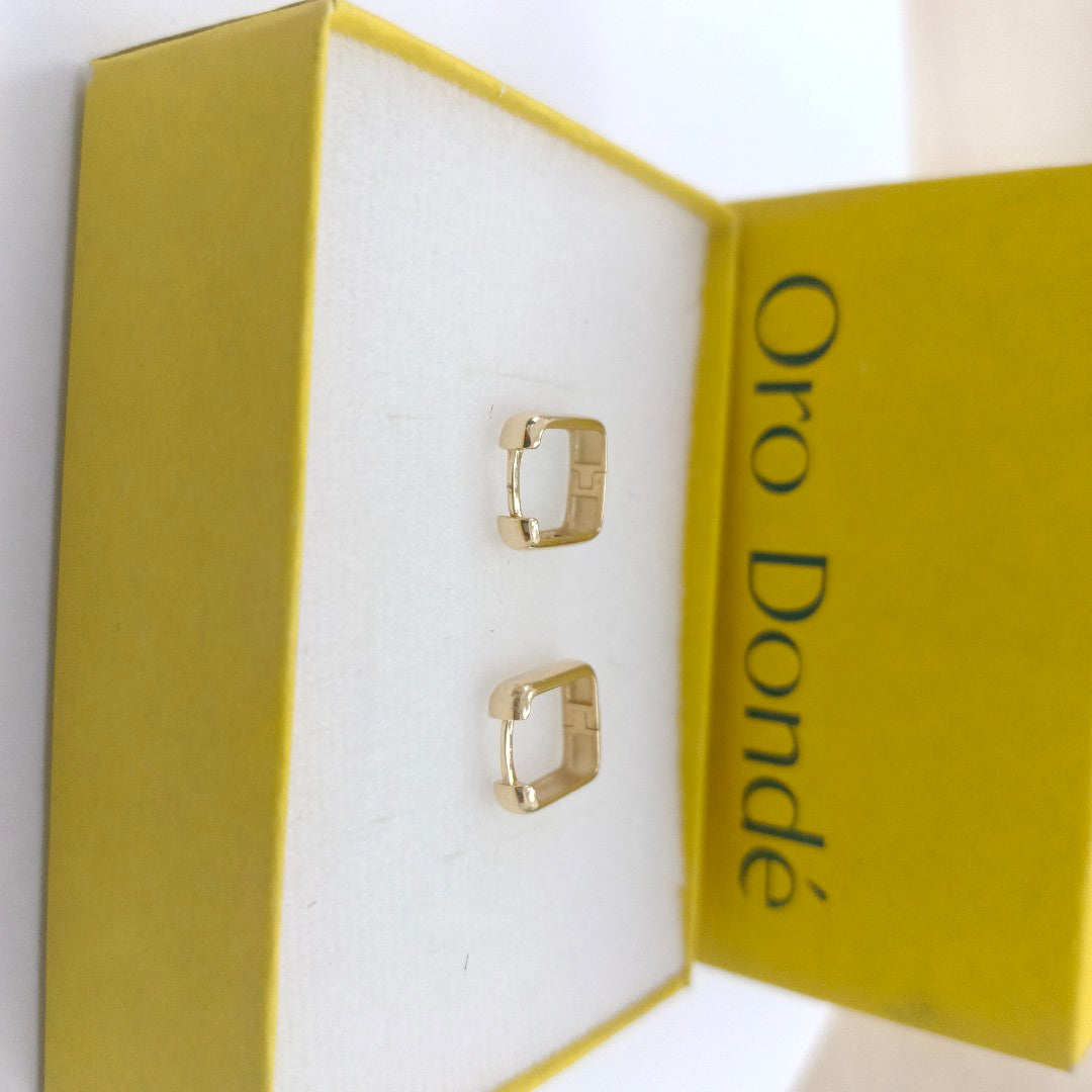 HUGGIES ORO 14K 2.1 (NUEVO)