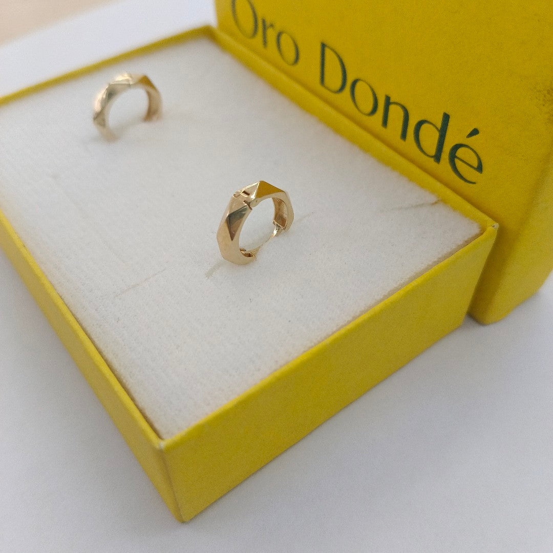 HUGGIES ORO 14K 1.8 (NUEVO)