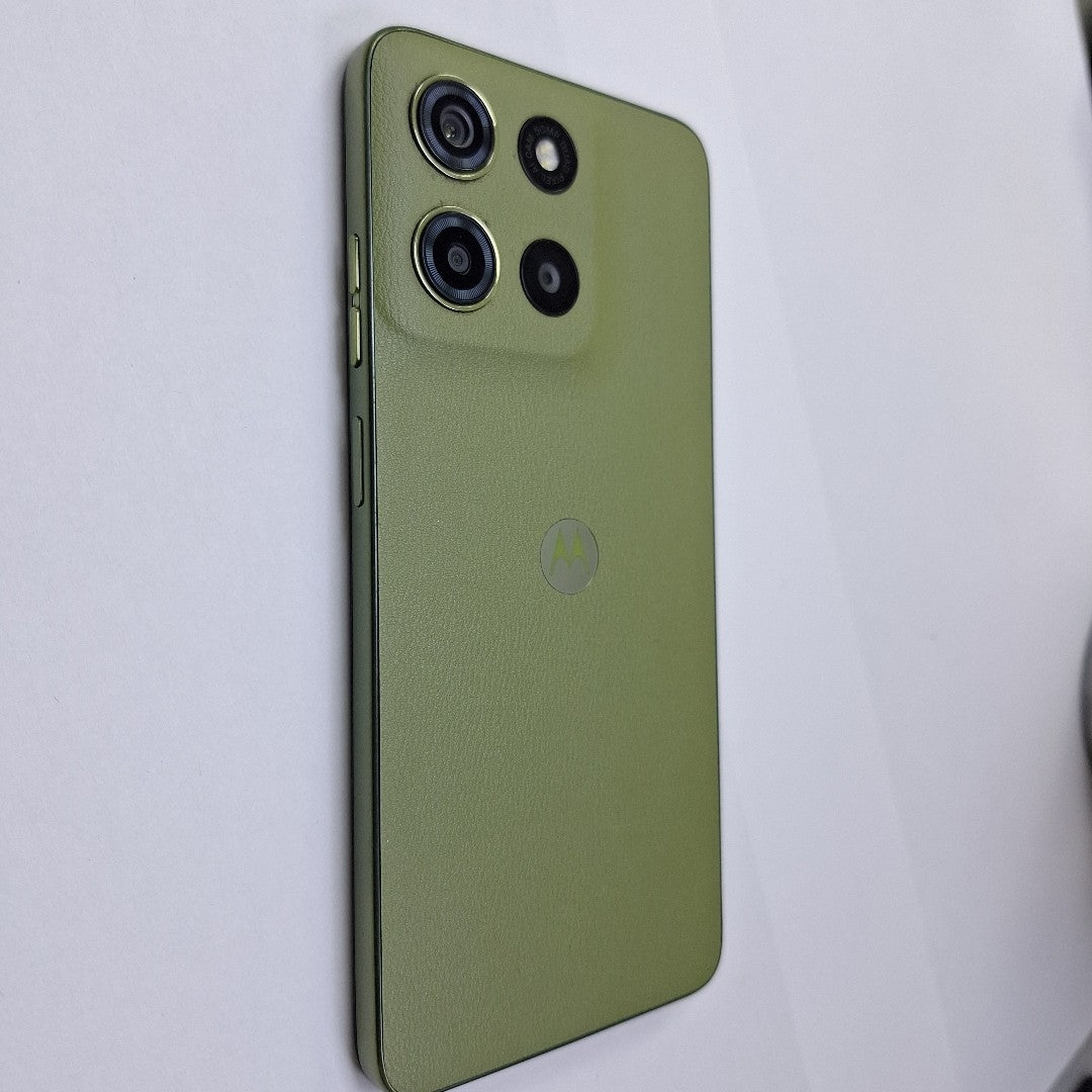 CELULAR MOTOROLA MOTO G15 XT2521-2 (2025) 256 GB 4 GB RAM (SEMINUEVO)