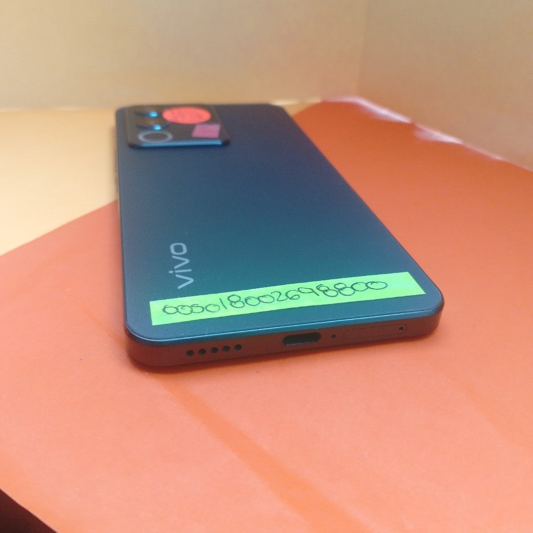 CELULAR VIVO V30 LITE V2314 (2023) 256 GB 12 GB RAM (SEMINUEVO)