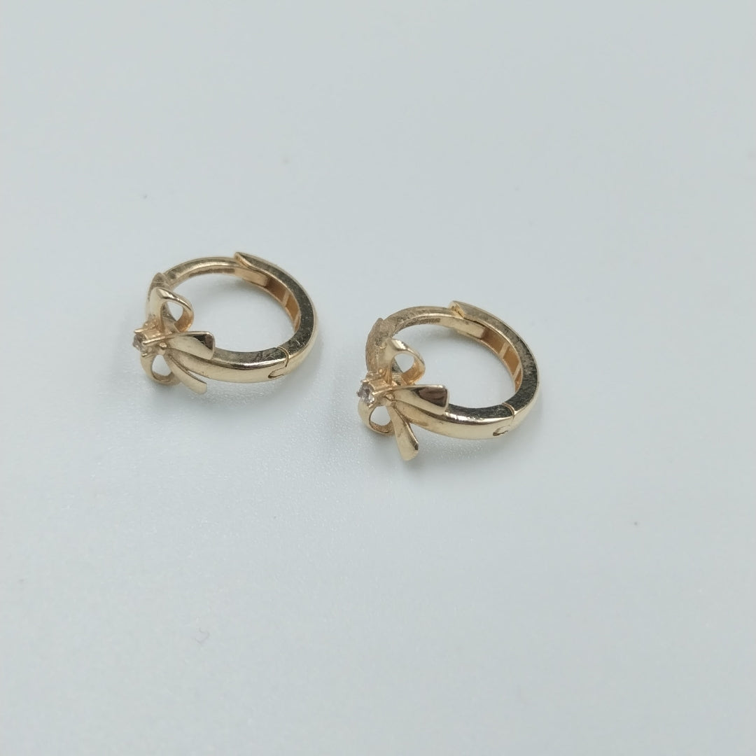 HUGGIES ORO 14K 1.5 (NUEVO)