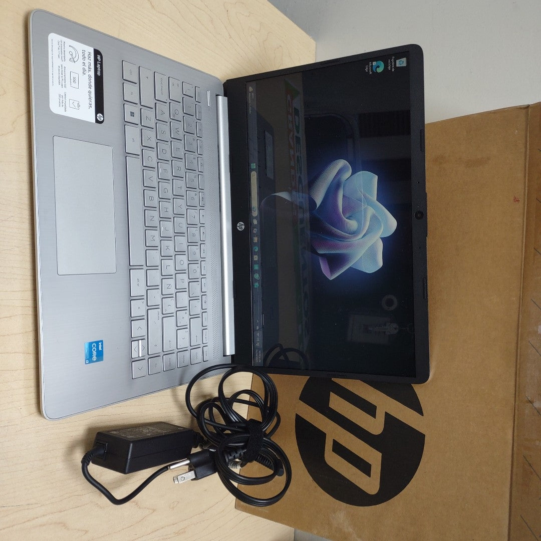 LAPTOP HP 14-DQ2531LA (2023) 512 GB SSD 16 GB RAM (SEMINUEVO)