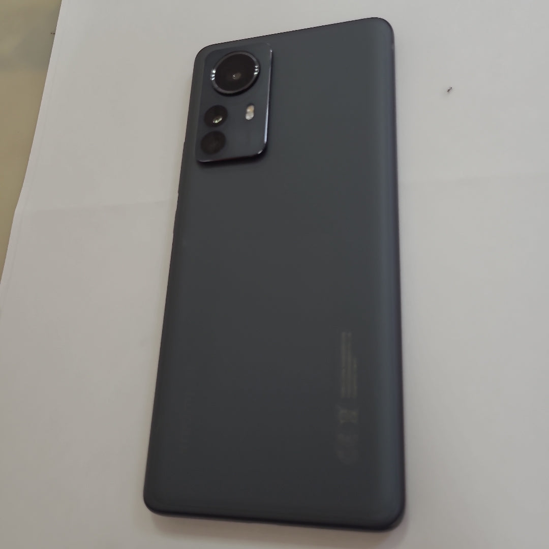 CELULAR XIAOMI 12 PRO 2201122G (2022) 256 GB 12 GB RAM (SEMINUEVO)