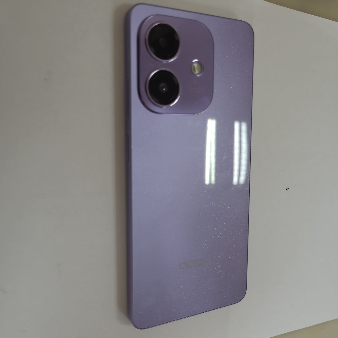 CELULAR OPPO  A40 CPH2669 (2024) 256 GB 4 GB RAM (SEMINUEVO)