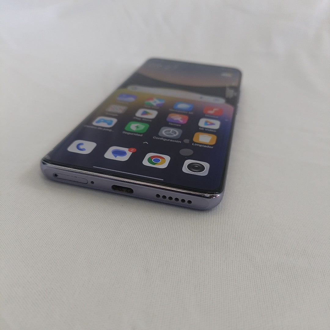 CELULAR XIAOMI REDMI NOTE 14 PRO 5G 24090RA29G (2025) 256 GB 8 GB RAM (SEMINUEVO)