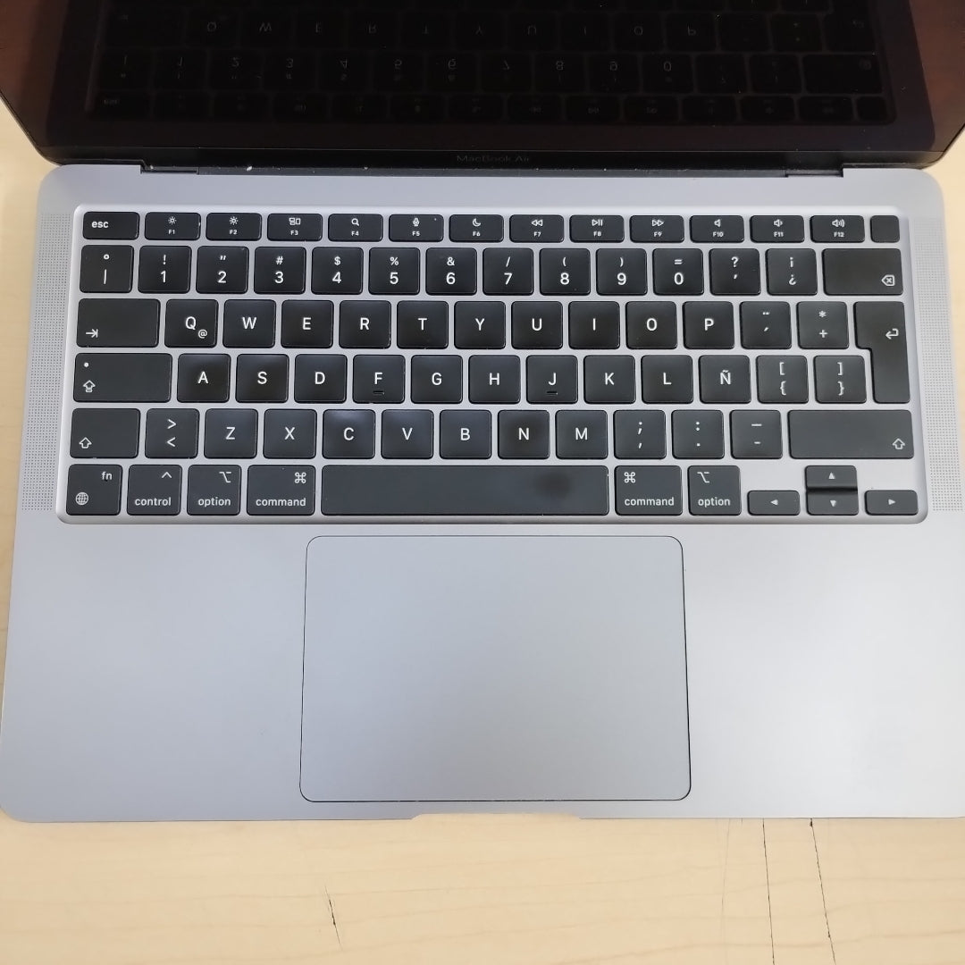 LAPTOP APPLE MACBOOK AIR 13" 2020 3.2 A2337 256 GB SSD 8 GB RAM (SEMINUEVO)