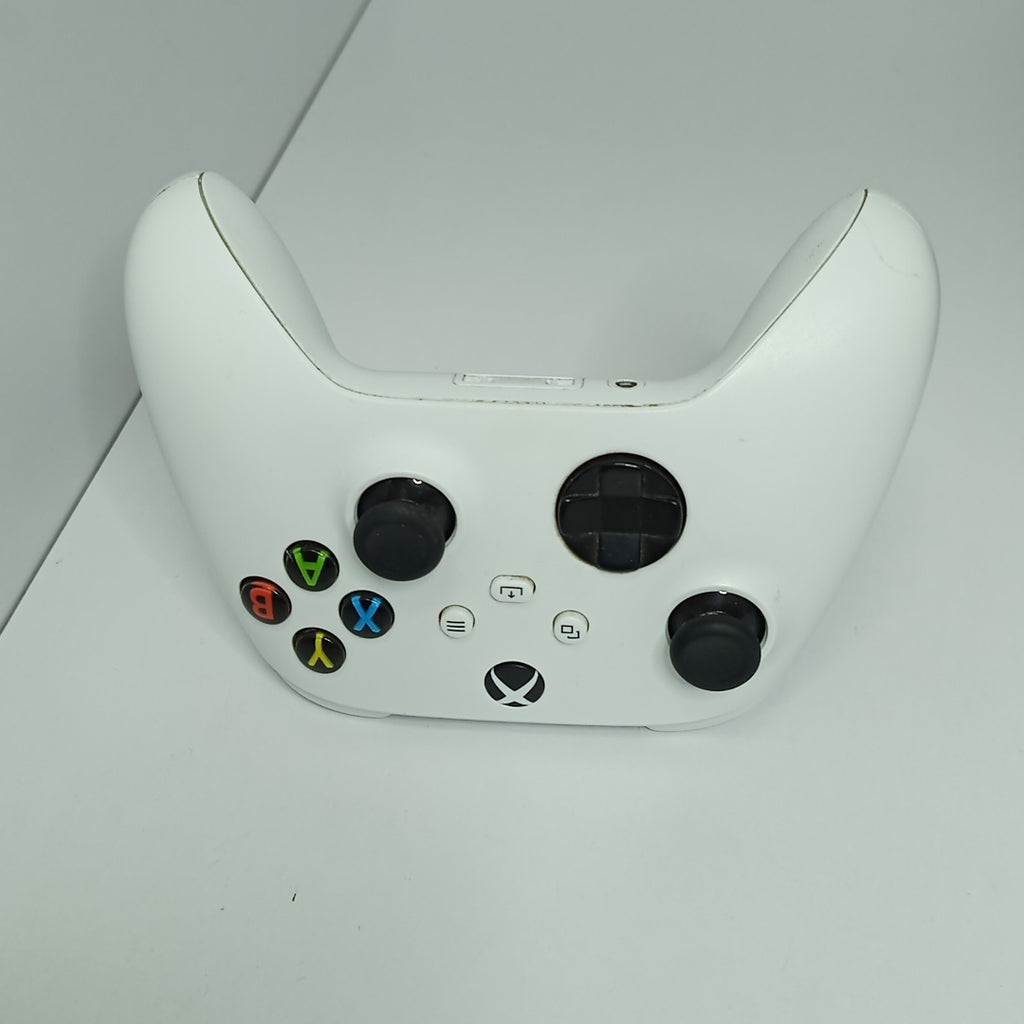 CONSOLA DE VIDEOJUEGO MICROSOFT XBOX ONE X 1 TB (SEMINUEVO)