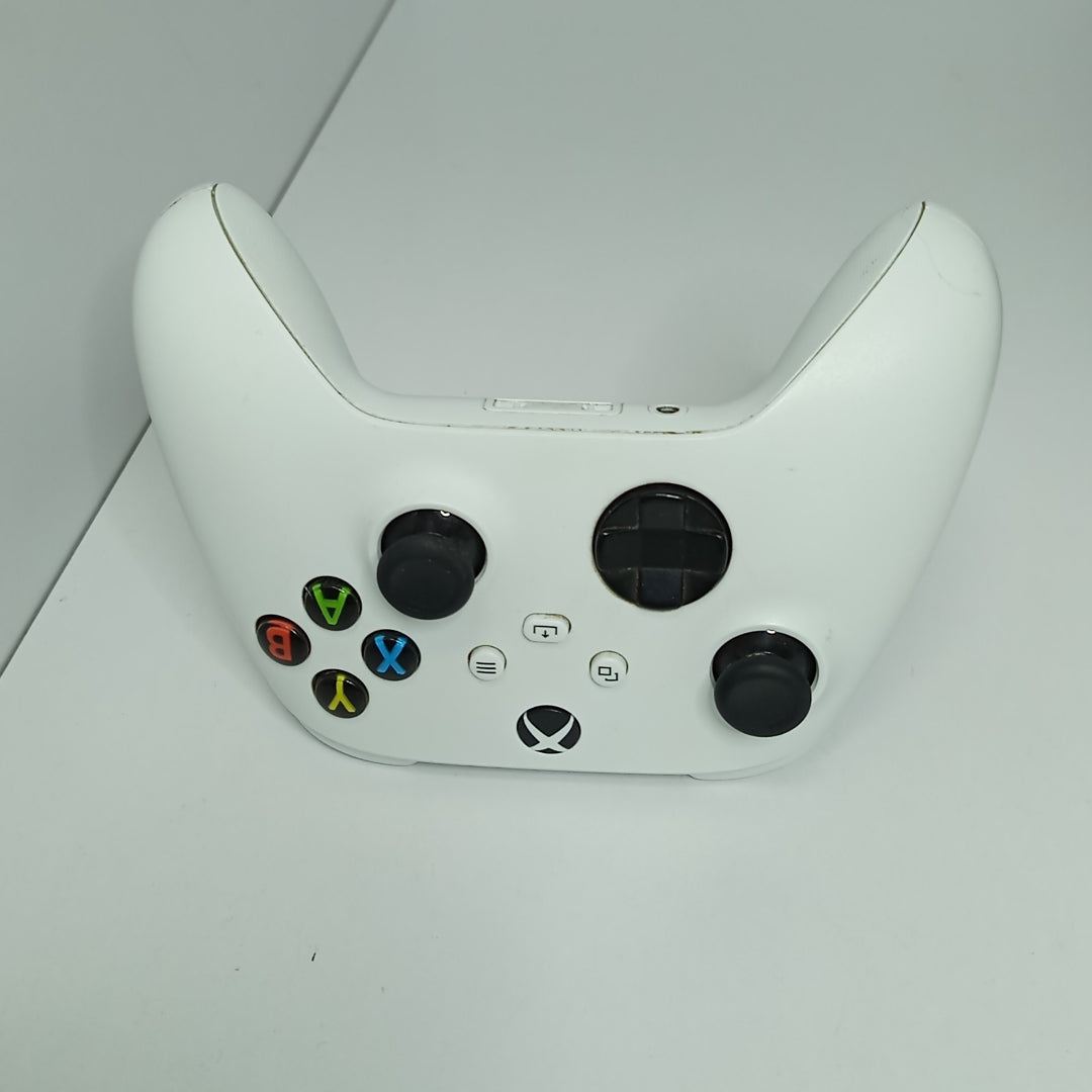 CONSOLA DE VIDEOJUEGO MICROSOFT XBOX ONE X 1 TB (SEMINUEVO)