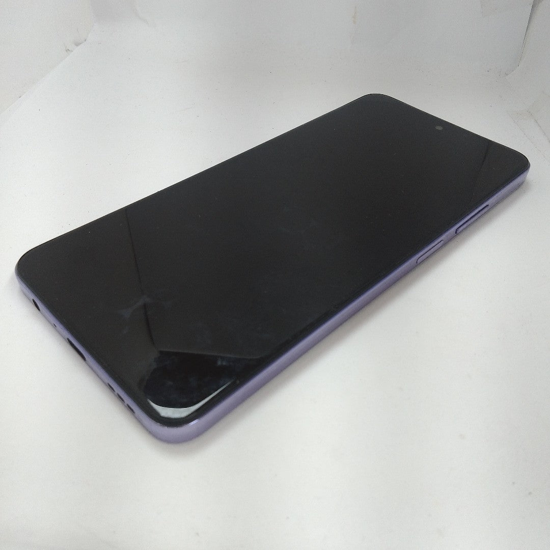 CELULAR OPPO  A80 5G CPH2639 (2024) 256 GB 8 GB RAM (SEMINUEVO)