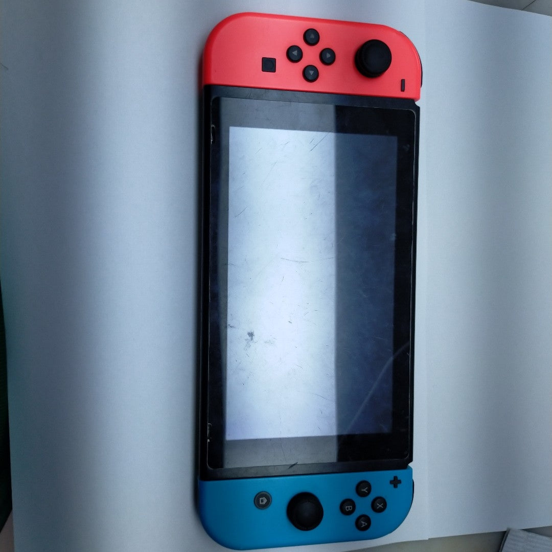CONSOLA DE VIDEOJUEGO NINTENDO SWITCH 32 GB (SEMINUEVO)