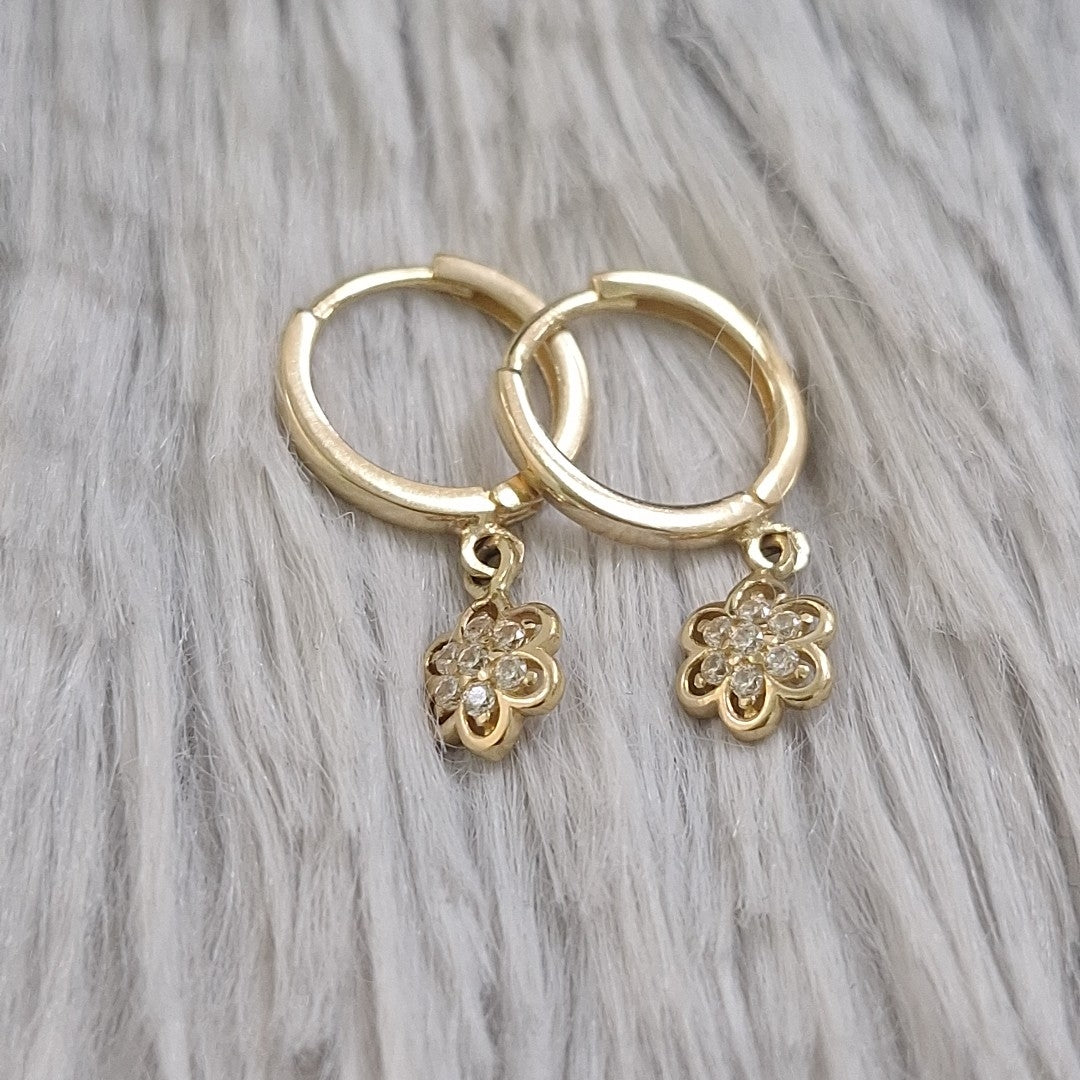 HUGGIES ORO 14K 1.8 (NUEVO)