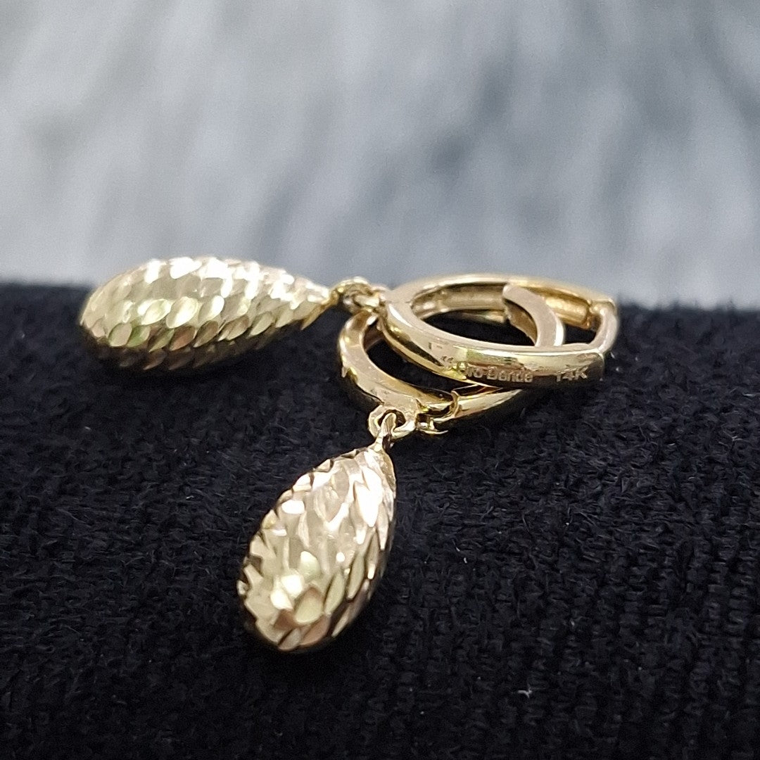 HUGGIES ORO 14K 1.5 (NUEVO)