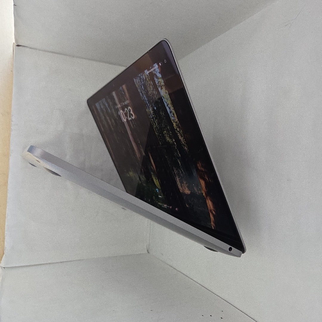 LAPTOP APPLE MACBOOK PRO 13" 2022 3.49 A2338 256 GB SSD 8 GB RAM (SEMINUEVO)